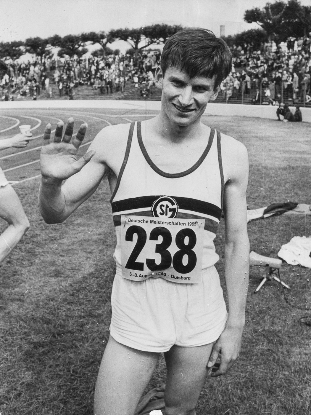 Jens Ulbricht wearing the German federation vest after winning the 1965 national 400 m title in Duisburg