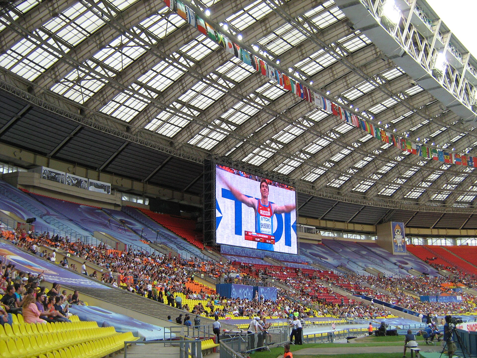 Sergey Shubenkov competing at the Moscow 2013 World Championships in Athletics