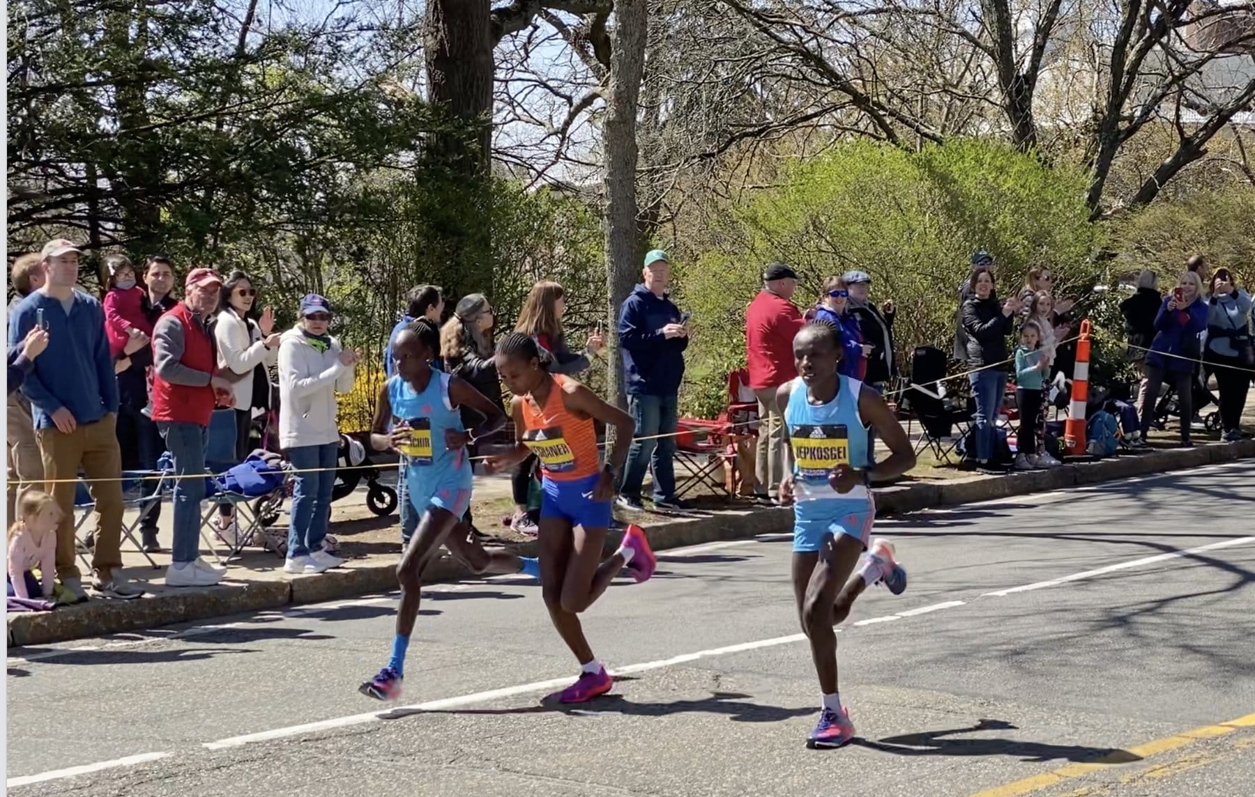 The lead women at mile 19 of the 2022 Boston Marathon