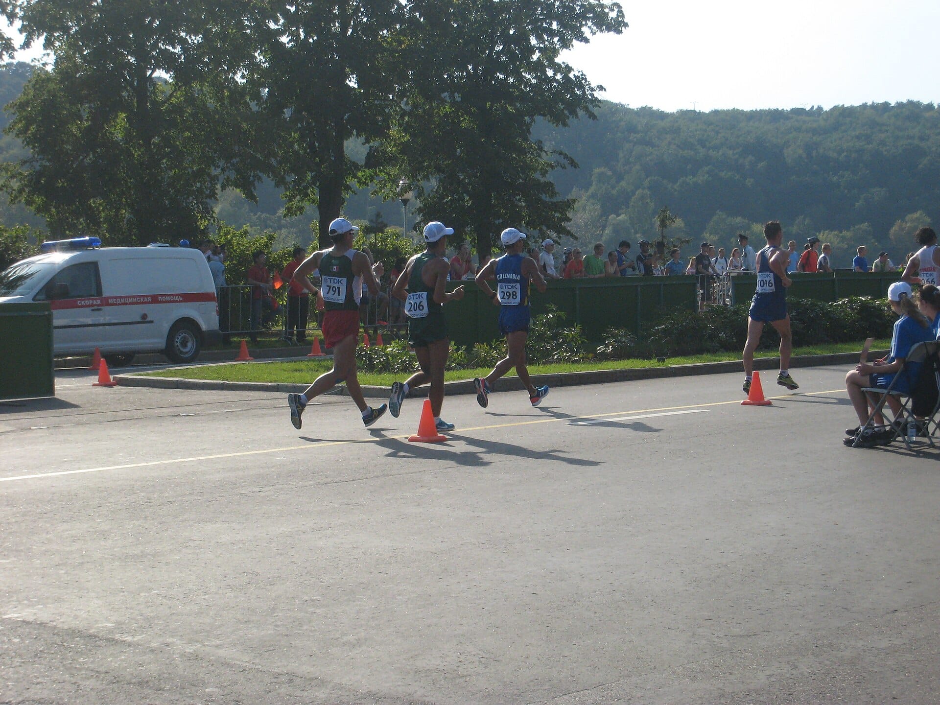 A Colombian race walker in the 2013 Moscow World Championships walk, in the national kit