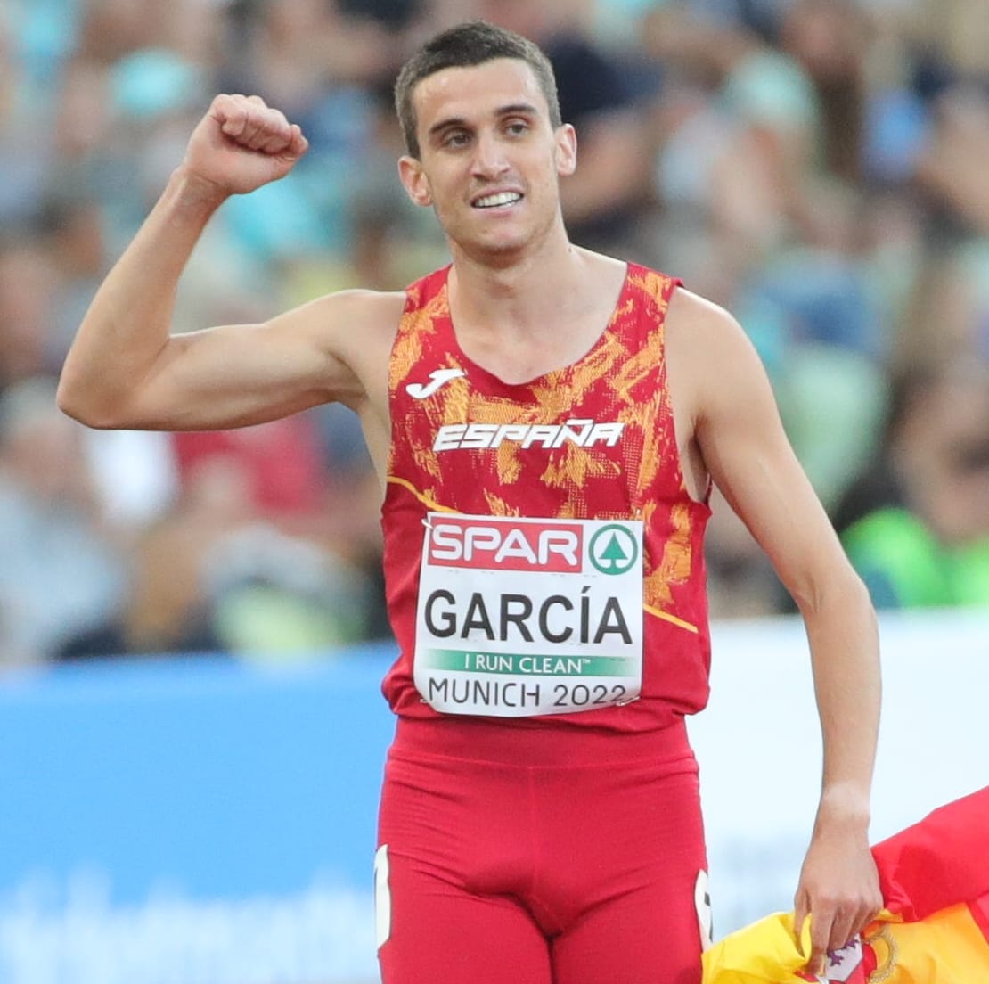 Mariano Garc&iacute;a racing in 2022, the year of his world indoor 800 m title