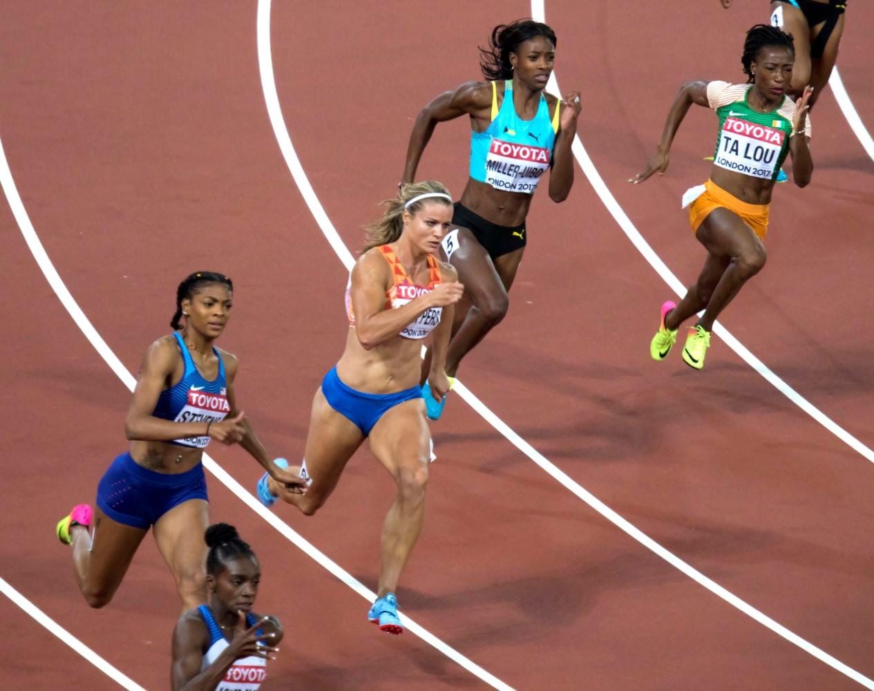 The women's 200 metres final at the 2017 World Championships in London